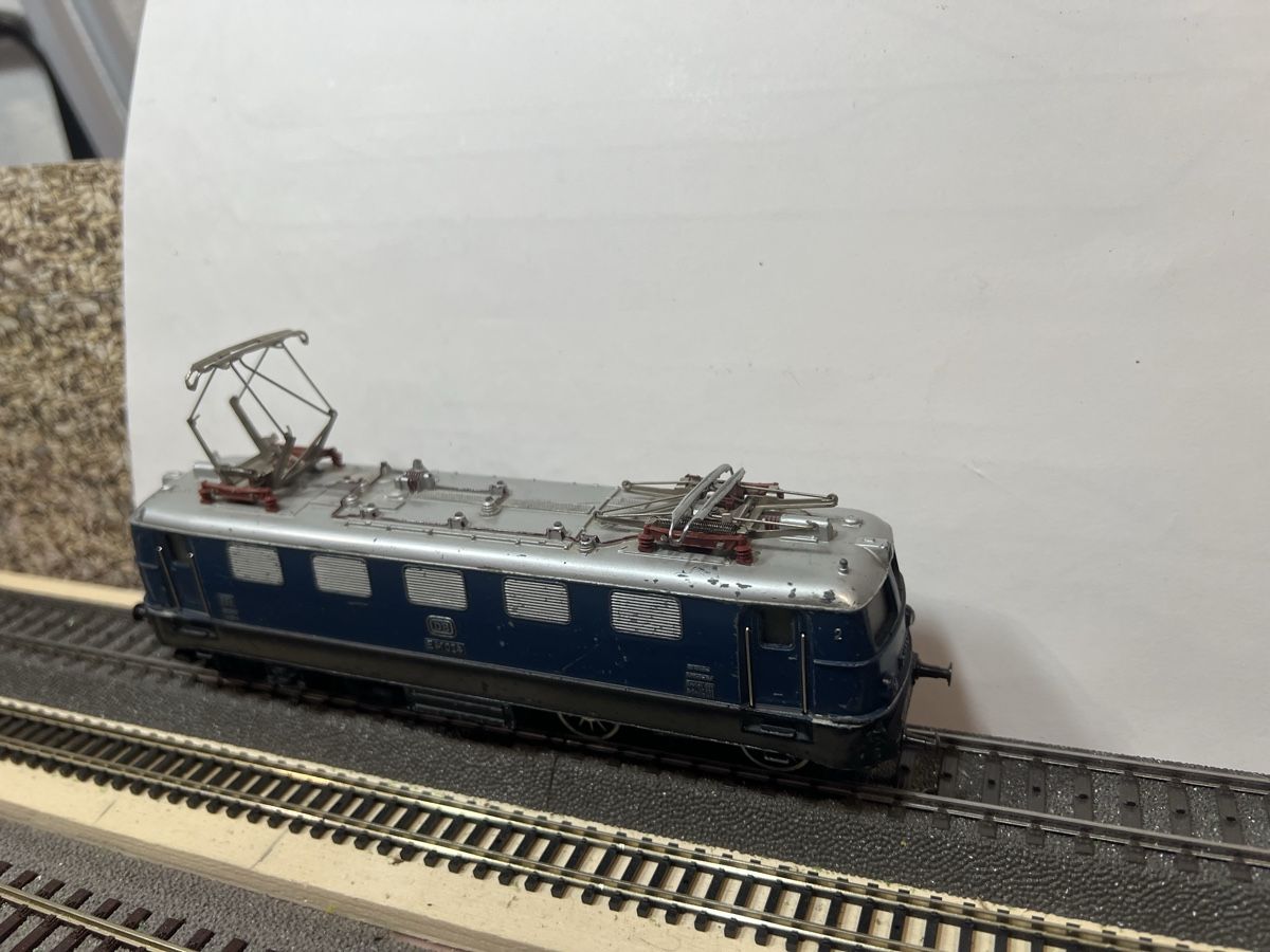 Märklin Modelleisenbahnen: Märklin DB Lok – Gebraucht aus Dübendorf von Troggy 1