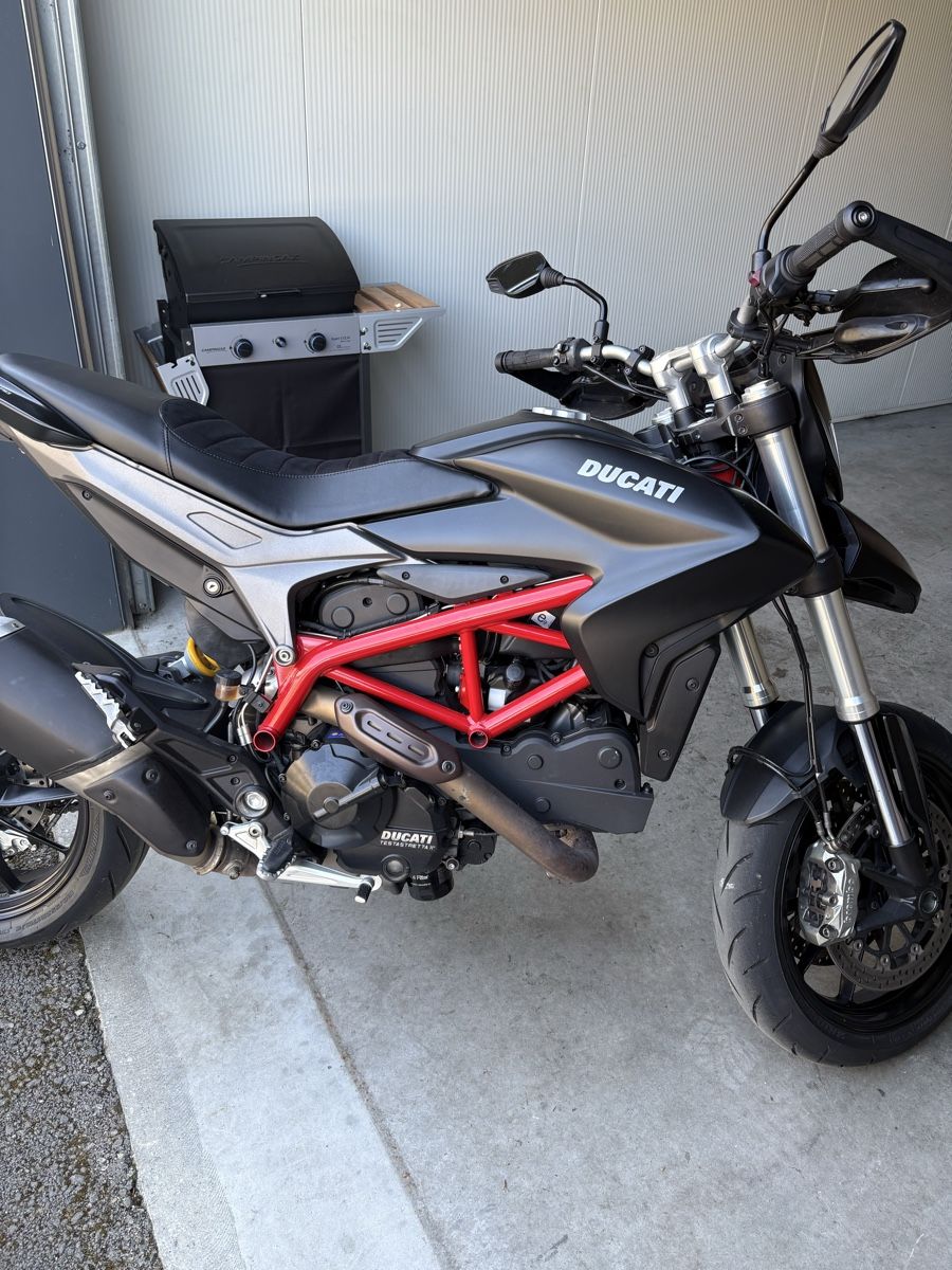Strasse: Ducati Hypermotard 821 – Gebraucht aus Biberist von Fanky2112