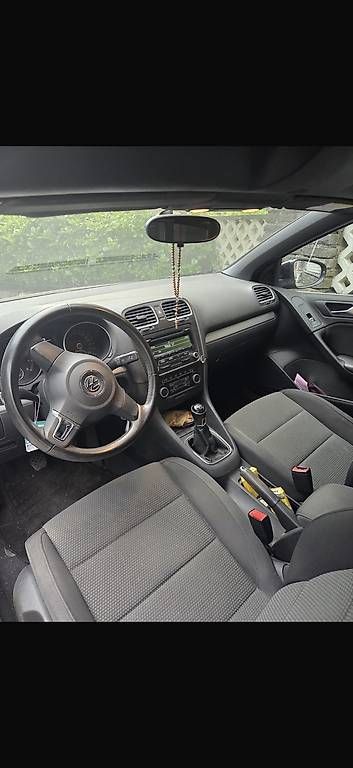 Autos: Vero affare golf cabrio 1.4 tsi – D'occasion à Rossa par diversi01 1