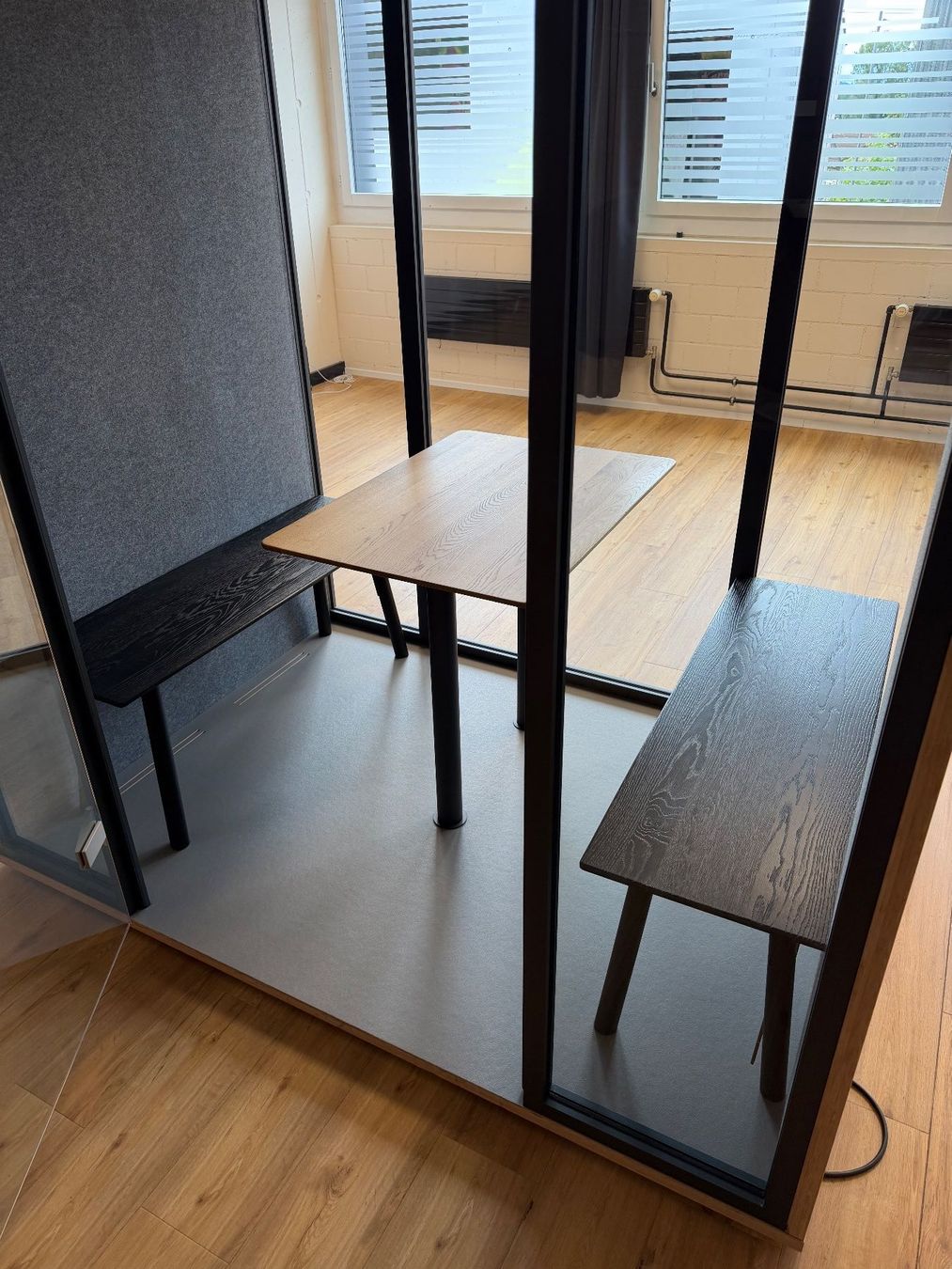 Tavoli: Meeting booth QUATTRO, MUTE LAB – Usato da Zug venduto da PLANZER 5