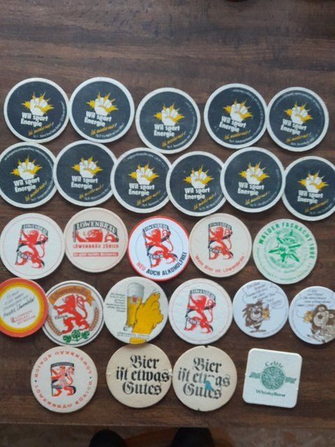 Dessous de verre: Bier Brauerei Löwenbräu Bierdeckel – D'occasion à St.Gallen par Stocken64