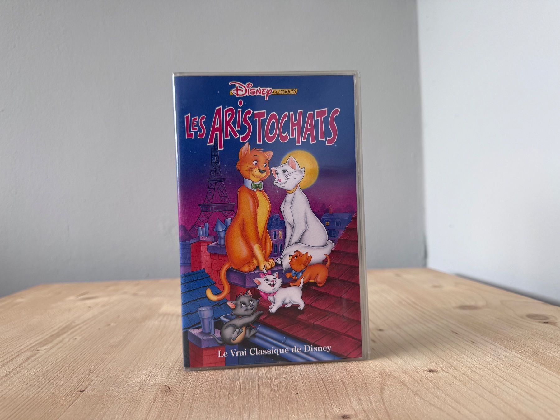 Tutti i VHS: VHS Disney Classiques Les Aristochats 1995 version FR – Usato da Neuchâtel venduto da _Easy_to_Find_