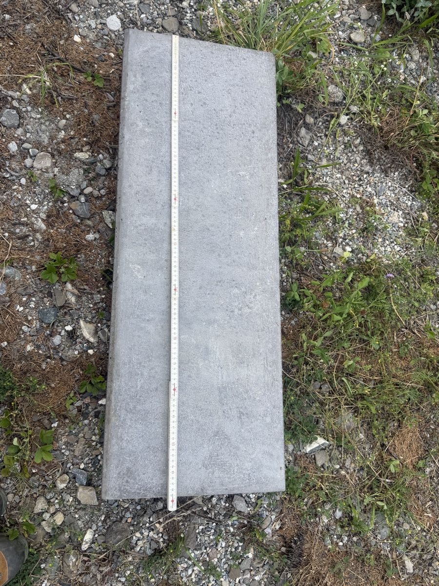 Treppen: Betonblockstufe  – Neu (gemäss Beschreibung) aus Flims Dorf von inf_dj8q 3