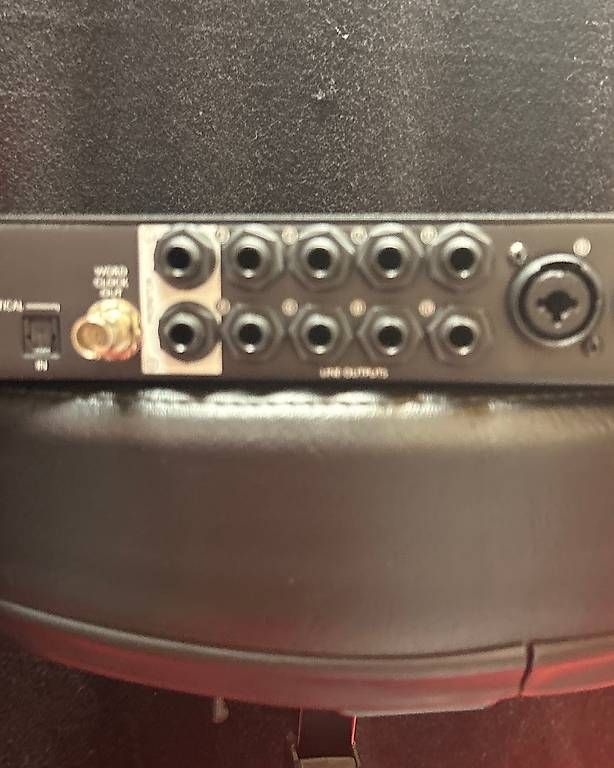 Focusrite Attrezzatura per studi di registrazione: Focusrite Clarett 8 Pre Thunderbolt – Usato da Winterthur venduto da cwa_2rtx 2