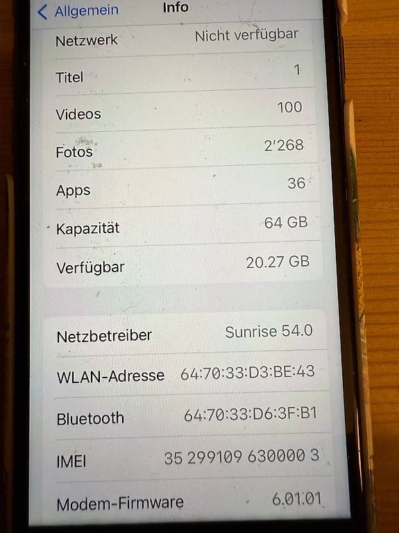 Telefoni cellulari / Smartphones: Iphone 8 64 GB Schwrz – Usato da Hinwil venduto da Col2o5o 3