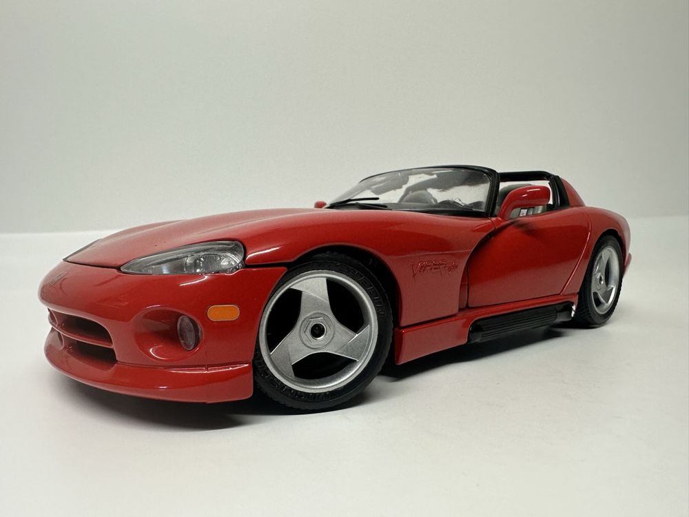 Turbo 18 56 Miniature Dodge Viper RT/10 Burago à L'échelle 1/18 - Occasion Figurine 1 18