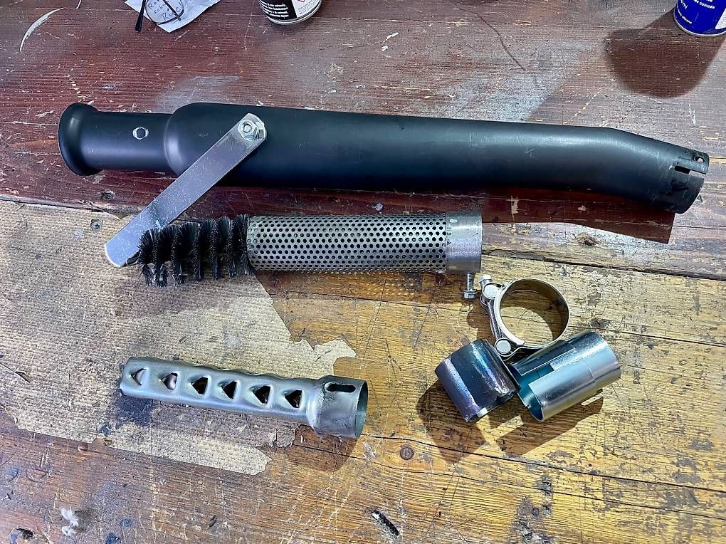 Sistemi di scarico: Schalldämpfer, Auspuff, Trompetet – Usato da Ibach venduto da remoto