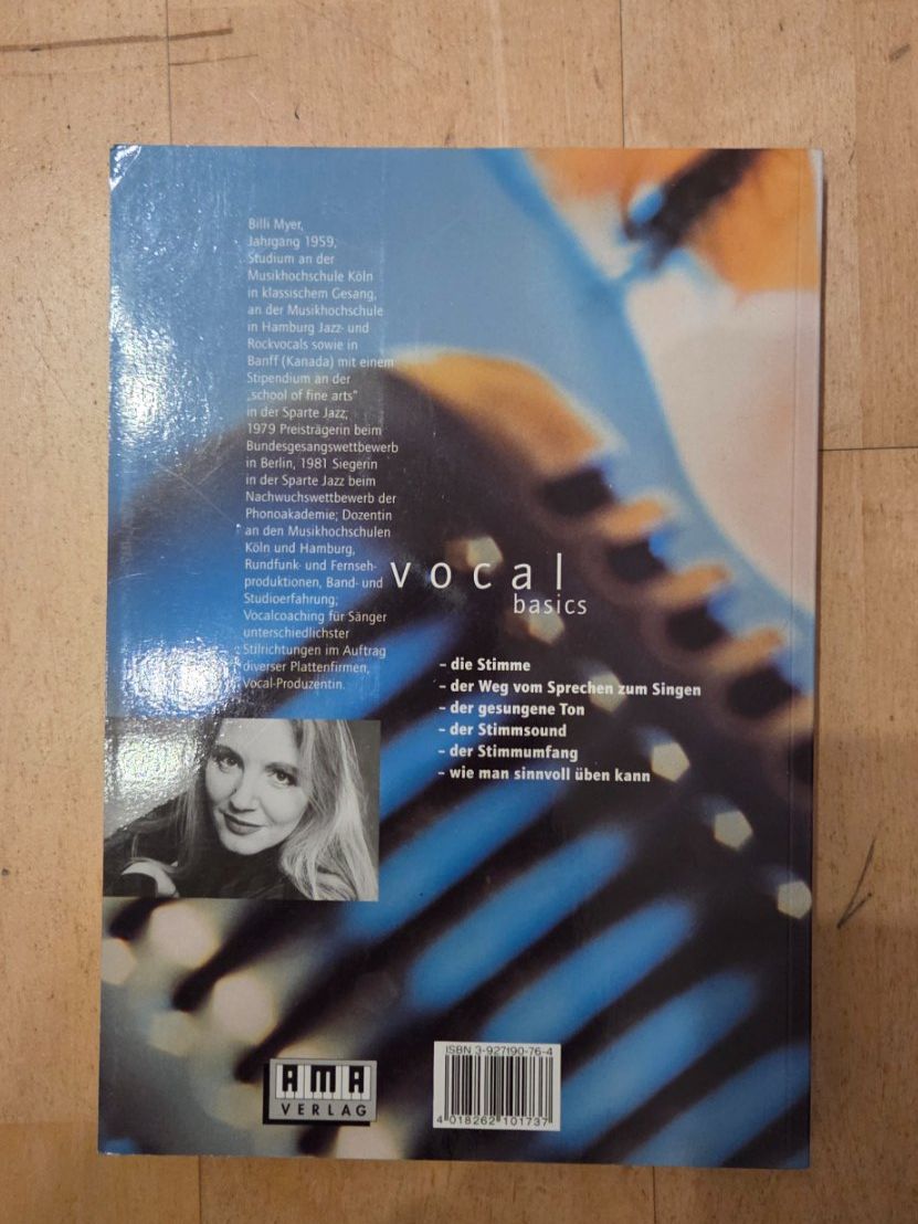 Bücher: Vocal basics - Der Weg vom Sprechen zum Singen – Gebraucht aus Basel von Danlu 1