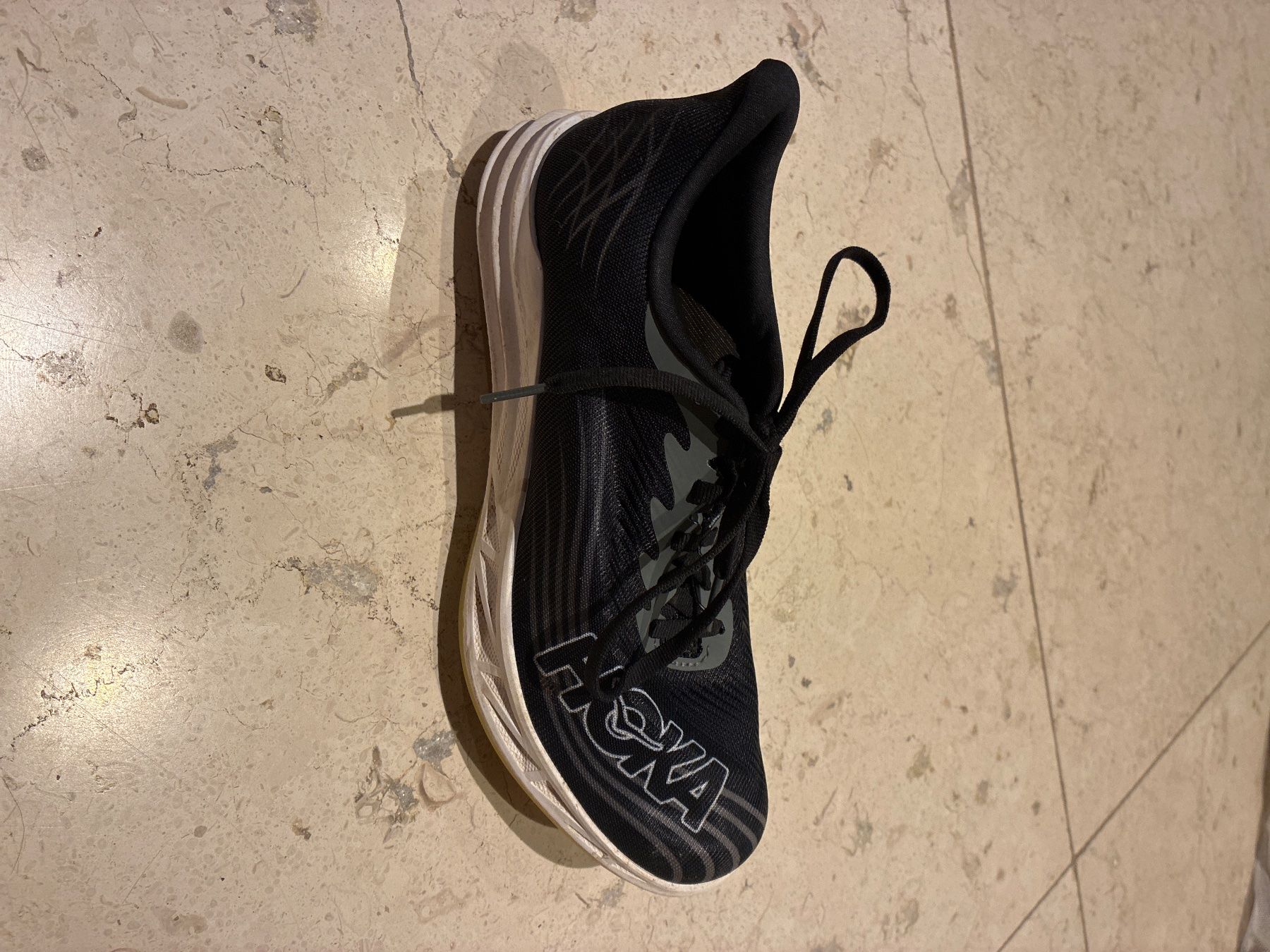 Hoka One One Damenschuhe: Nagelschuhe Bahn und Cross – Gebraucht aus Reigoldswil von s.o.g. 1