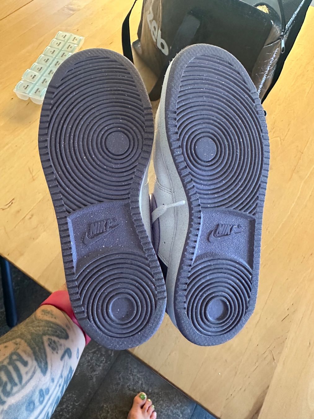 Nike Scarpe per ragazze: Nike Schuhe – Nuovo (secondo la descrizione) da Krauchthal venduto da Sukra1 1