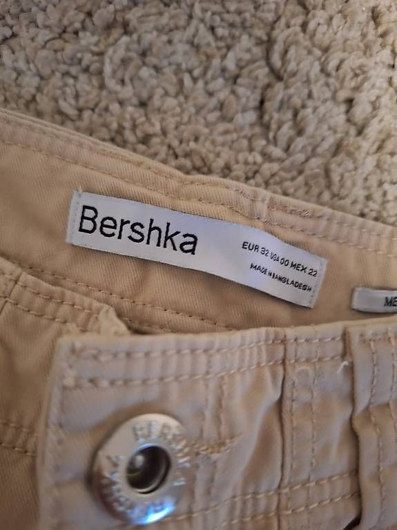 Pantaloni: Cargo Hose Bershka  – Nuovo e nell'imballaggio originale da Wittenbach venduto da ron_mph2 1