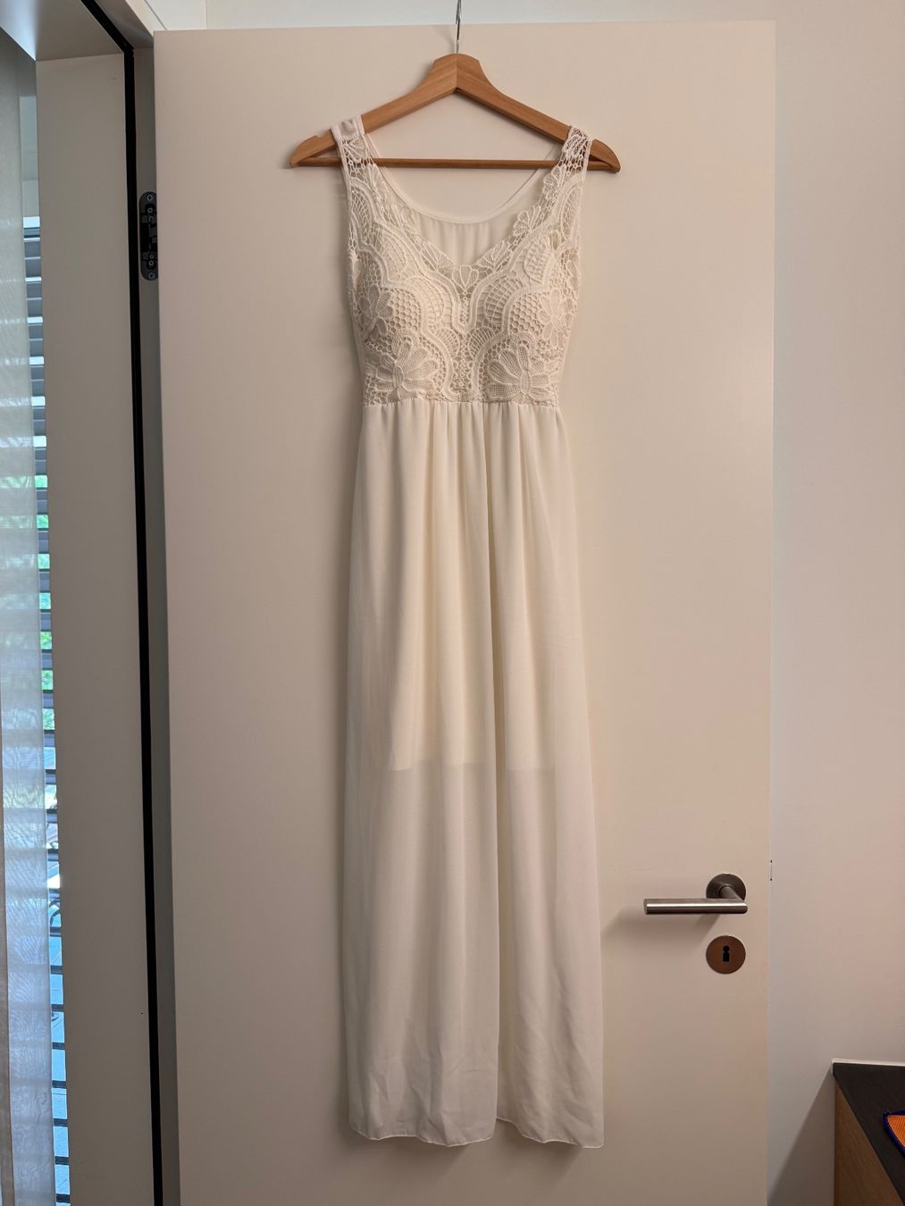Robes: Maxikleid weiss Spitze Grösse S/M – D'occasion à Dietikon par dia_bkv5