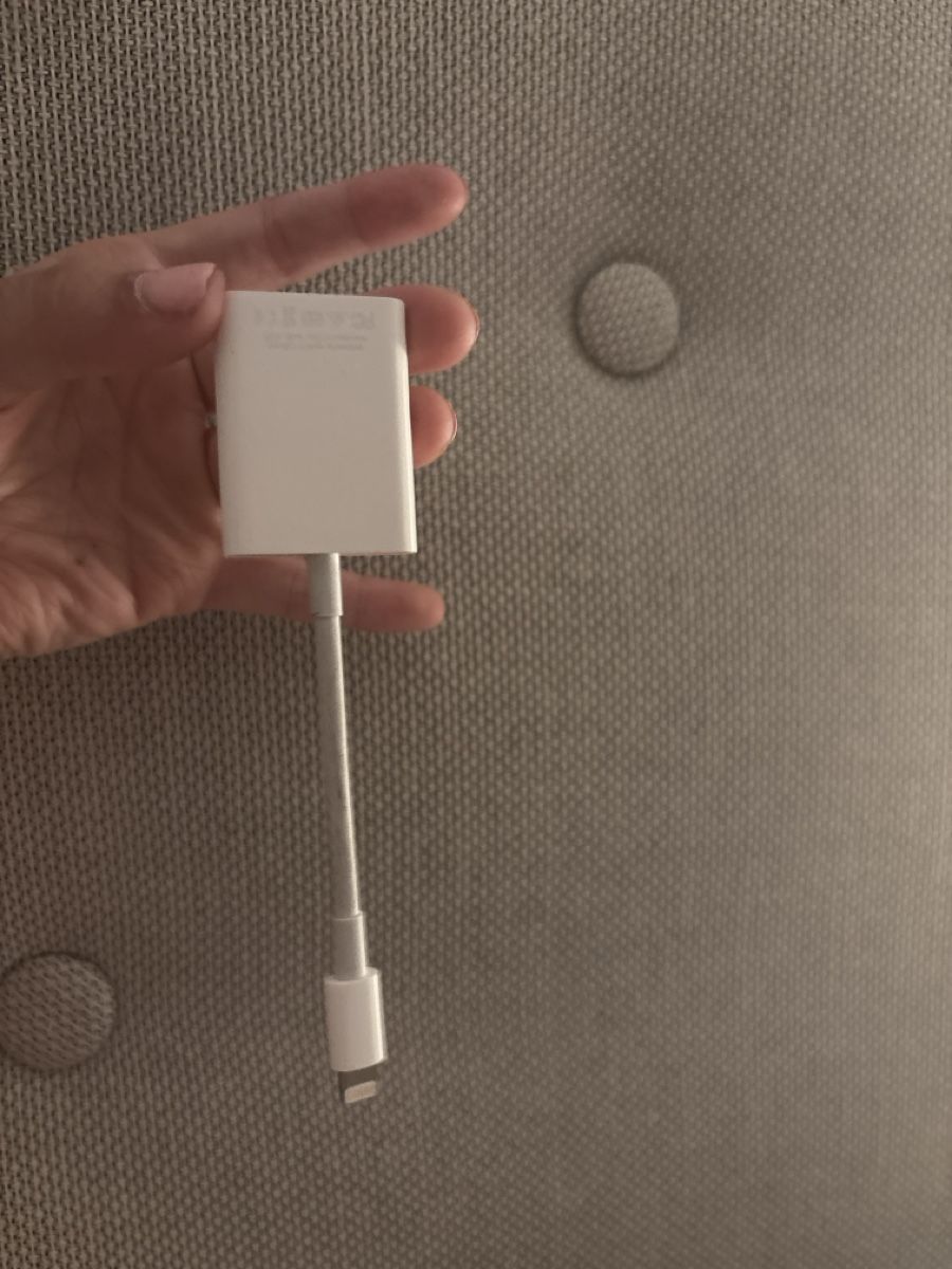 Apple Kartenlesegeräte: Apple Lightning Lightning Kartenlesegerät Card Reader – Gebraucht aus Triesen von mel_5fx2 2