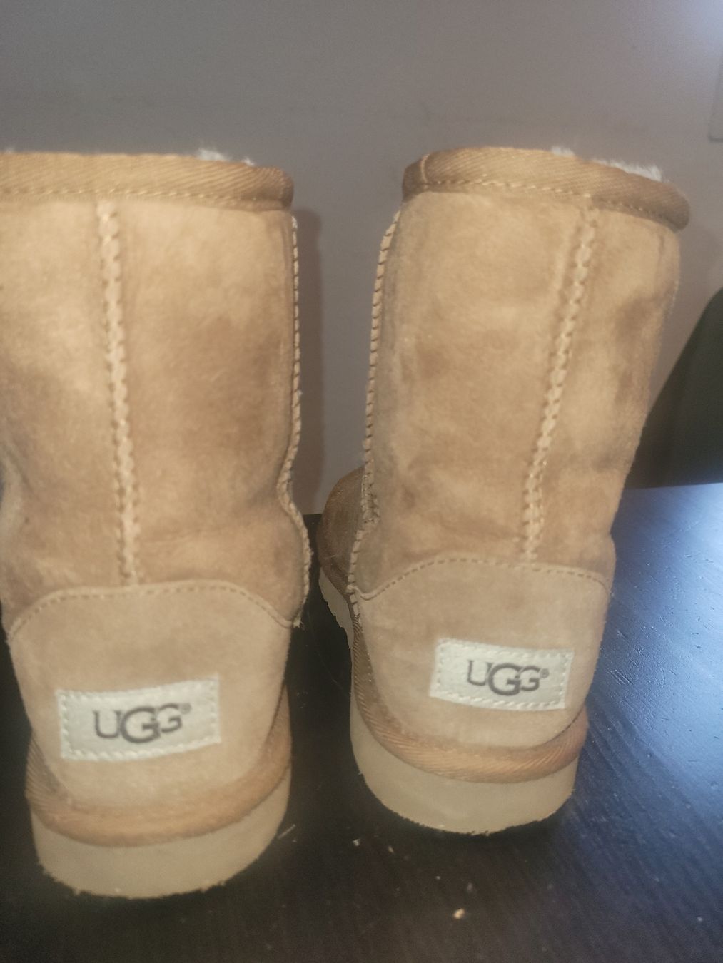 Herrenschuhe: Hug kids – Gebraucht aus Pregassona von dav_v9p5 1
