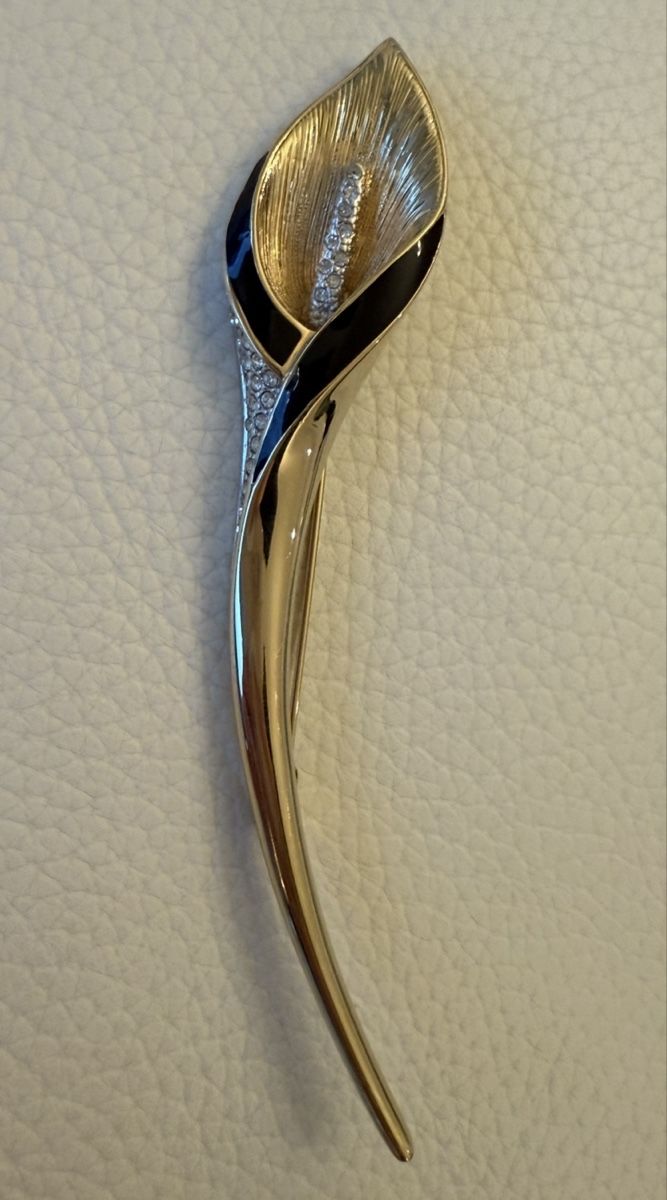Spille & Fermagli: Broche vintage fleur comme neuve! – Nuovo (secondo la descrizione) da Carouge GE venduto da sacha1981