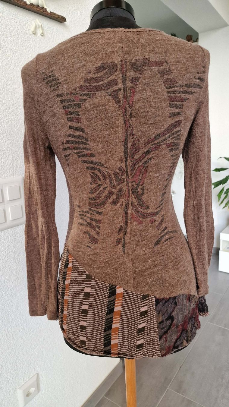 Maglioni & Felpe: Spezieller Pulli/Shirt von F&2 – Usato da Wil  AG venduto da Kfloh 2