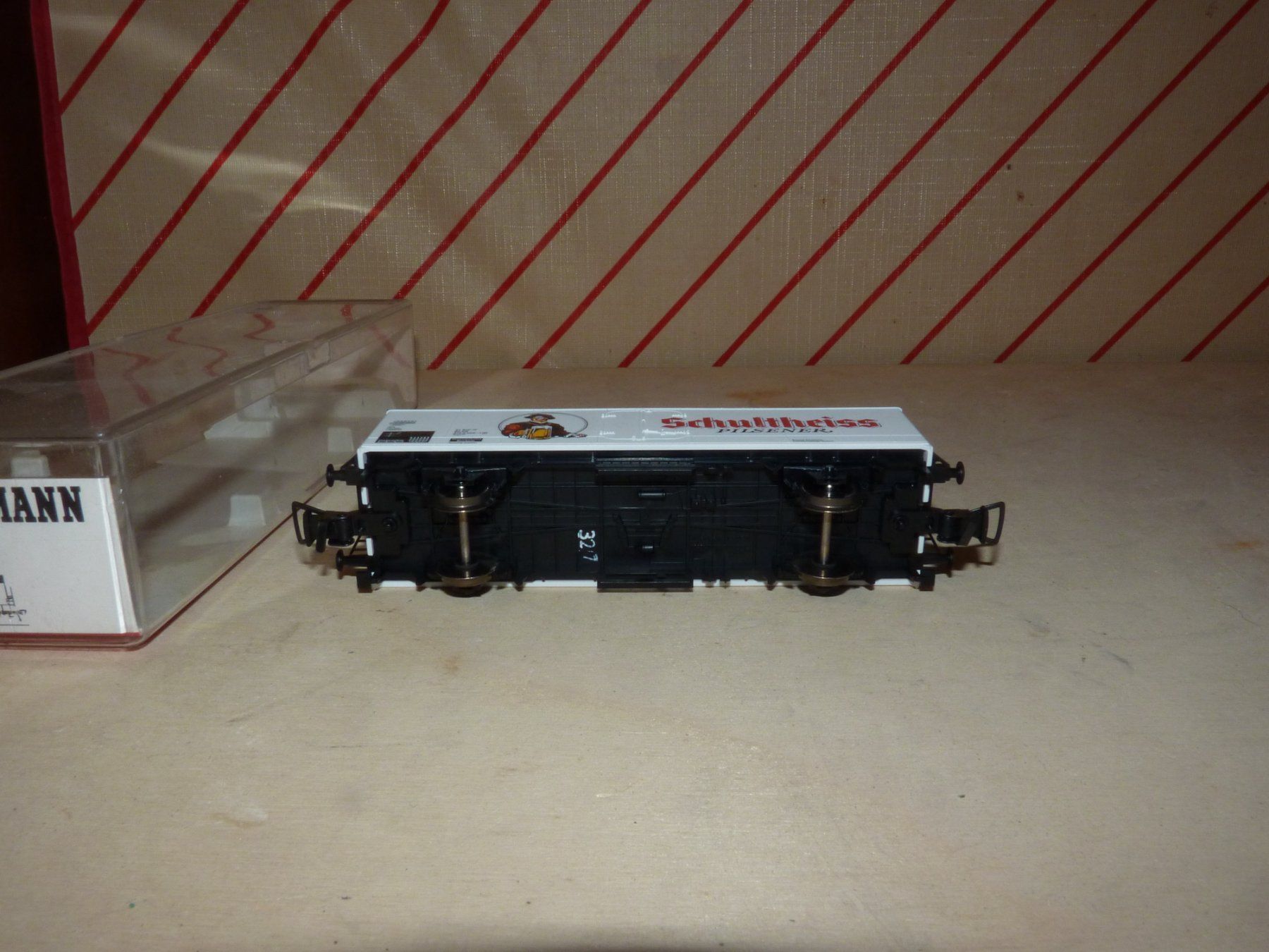 Fleischmann Modelleisenbahnen: Güterwagen Fleischmann Spur H0 – Gebraucht aus Rudolfstetten von Rrst1968 2