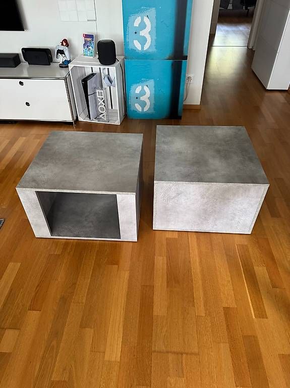 Tables de nuit: Nachttisch 2x           – D'occasion à Ostermundigen par skulls_13 1