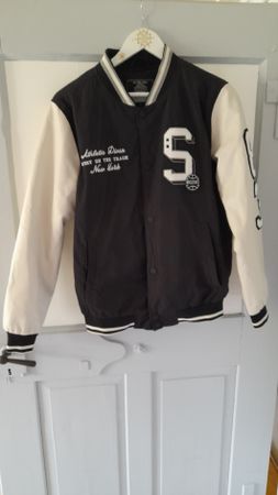 Jacke gr. 164 in schwarz/weiss