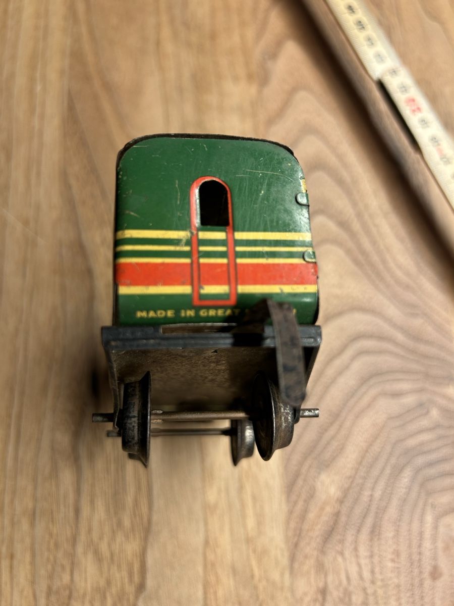 Giocattoli: Antiker Blech Eisenbahnwagen – Usato da Kreuzlingen venduto da Pix66 1