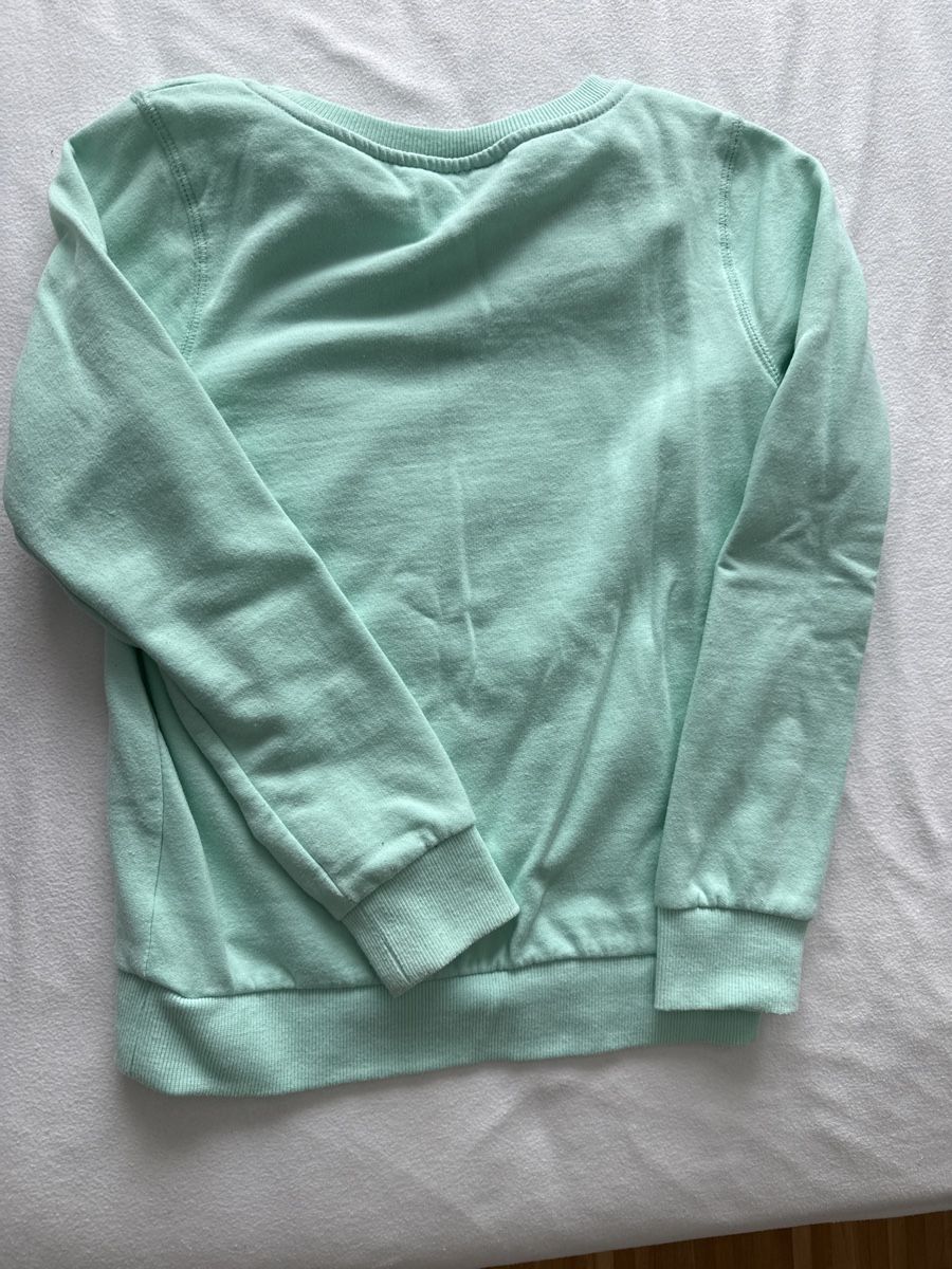 Pulls et sweat-shirts: Grüne Pulli gr 146 – D'occasion à Adligenswil par Phoenix2017 2
