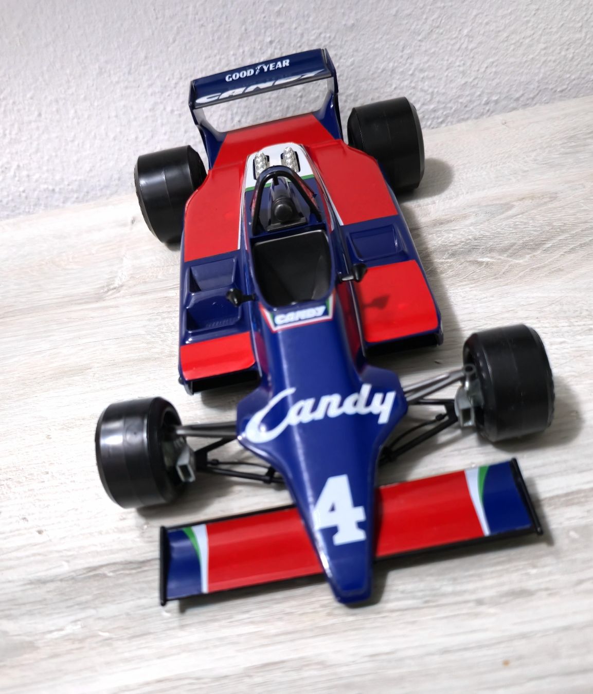 Bburago Modellini d'auto: Burago Lotus 1:14 – Usato da Chiasso venduto da R.e.g.59 3
