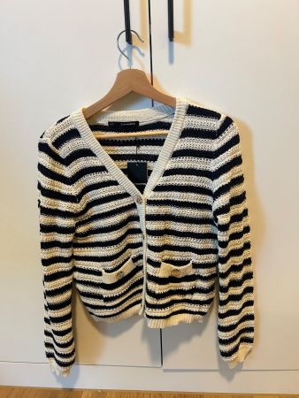 Strickjacke marine/beige gestreift Grösse S neu mit Etikett