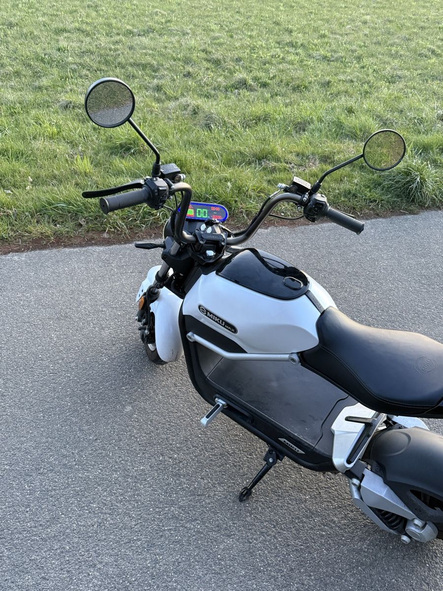 Scooters: Miku max – Gebraucht aus Pfäffikon ZH von m.2345mh 1
