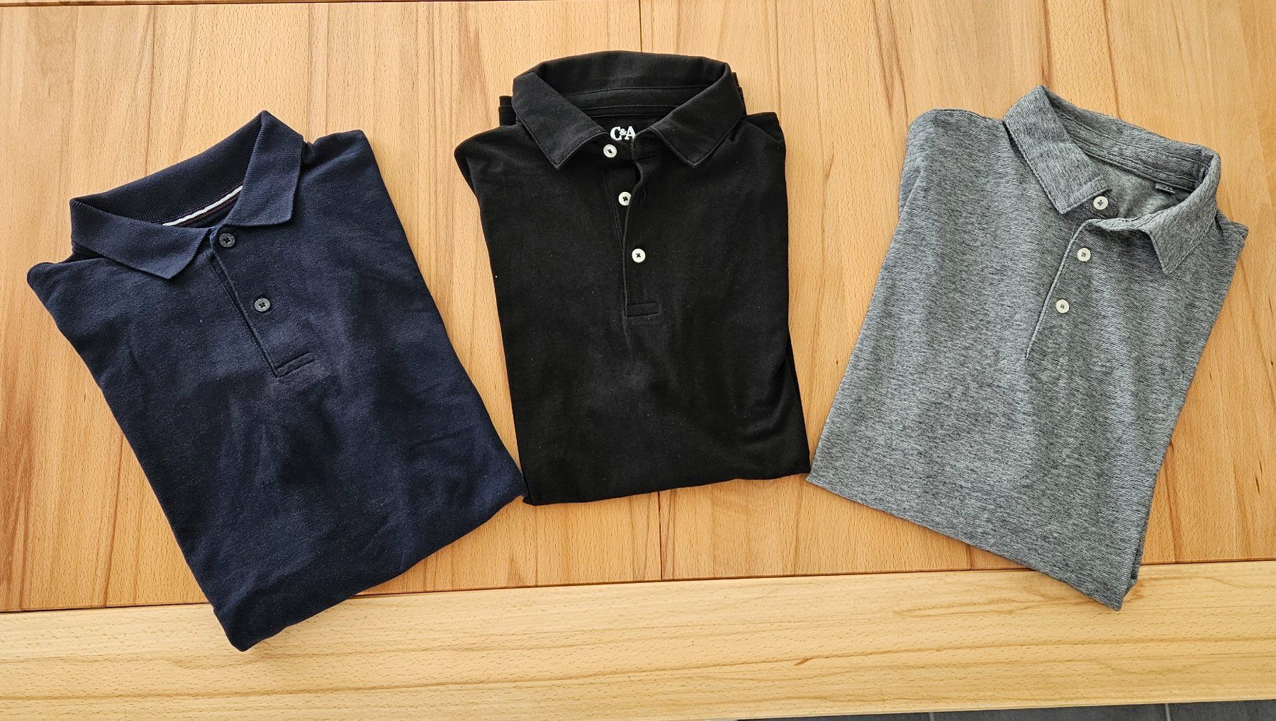 Lotti di vestiti: 3er Pack Poloshirts, verschiedene Farben, Grösse S – Nuovo (secondo la descrizione) da Aadorf venduto da Speco69