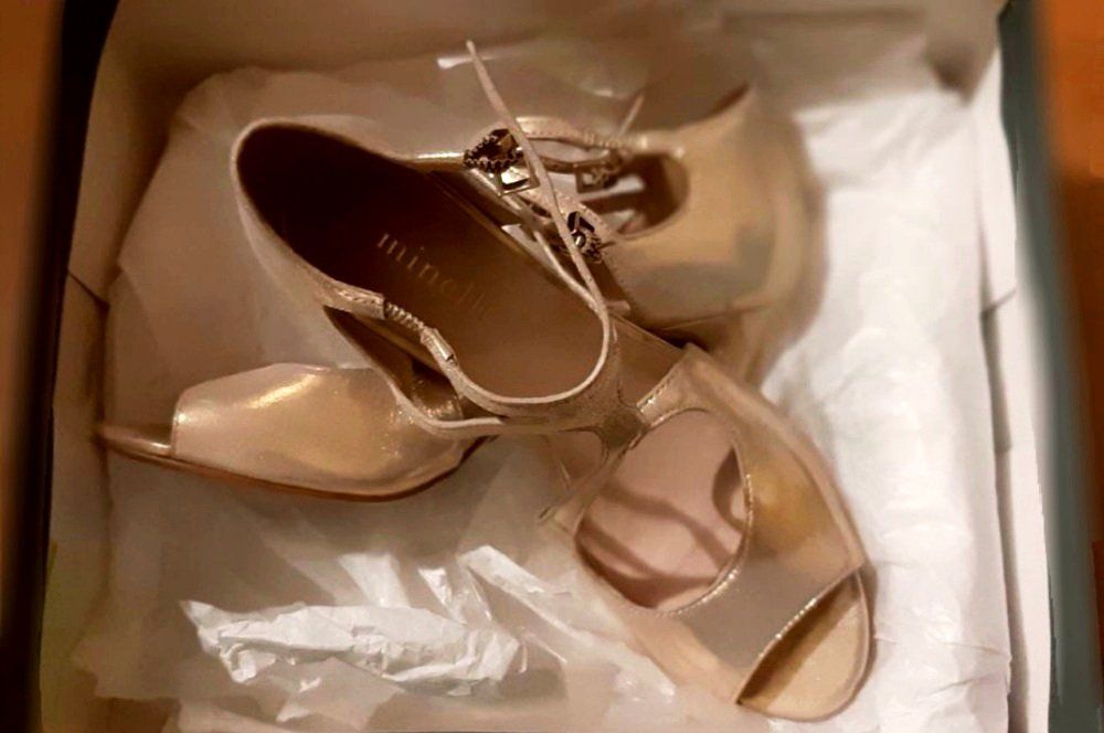 Scarpe da donna: LEDER Sandalen Gr.37 NEU Preis 200 Fr. – Nuovo e nell'imballaggio originale da Zürich venduto da Venecia25 2