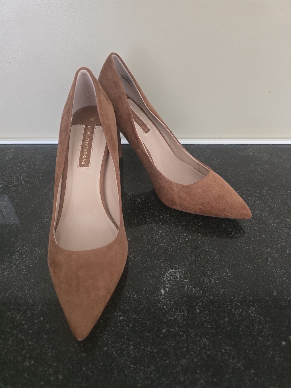 Dorothy Perkins Scarpe da donna: Dorothy Perkins Pumps - NEU - Grösse 37 – Nuovo (secondo la descrizione) da Hägglingen venduto da Raff_Ella 1