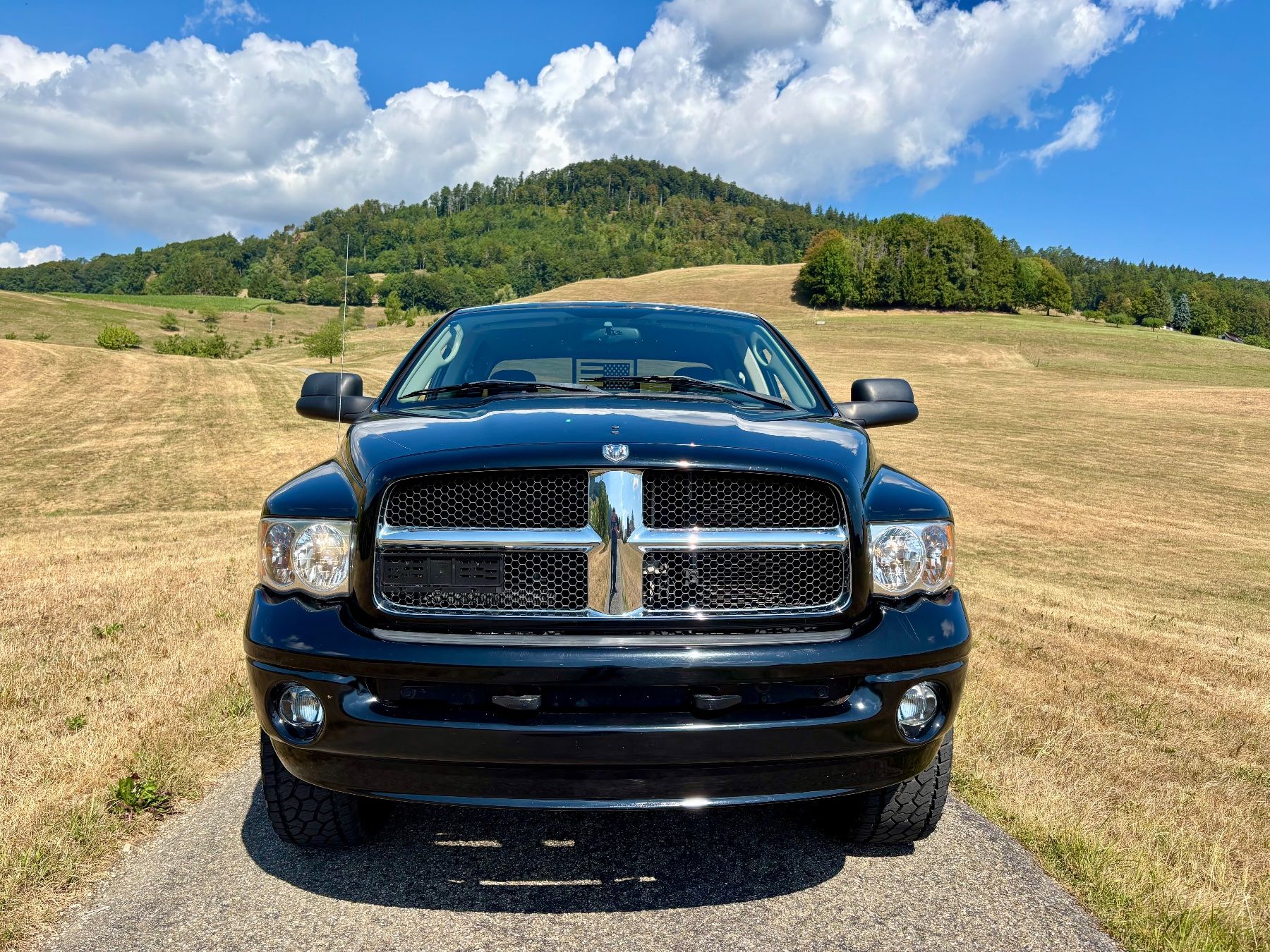 Dodge Automobili: Dodge Ram 1500 Quad Cab 4x4 mit MFK – Nuovo (secondo la descrizione) da Bretzwil venduto da Mygarage4147 3