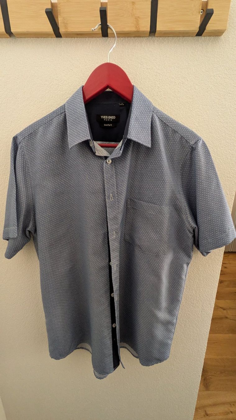 Hemden: Chemise homme – Gebraucht aus Fully von yro72