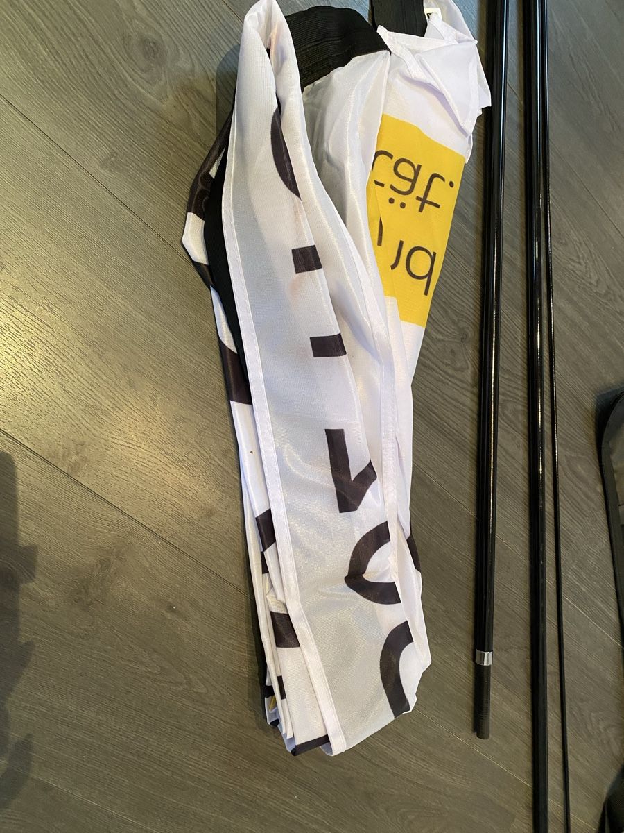 Bandiere: Neue Beachflag ca 3.20 hoch – Nuovo e nell'imballaggio originale da Hägglingen venduto da Karin0802 8