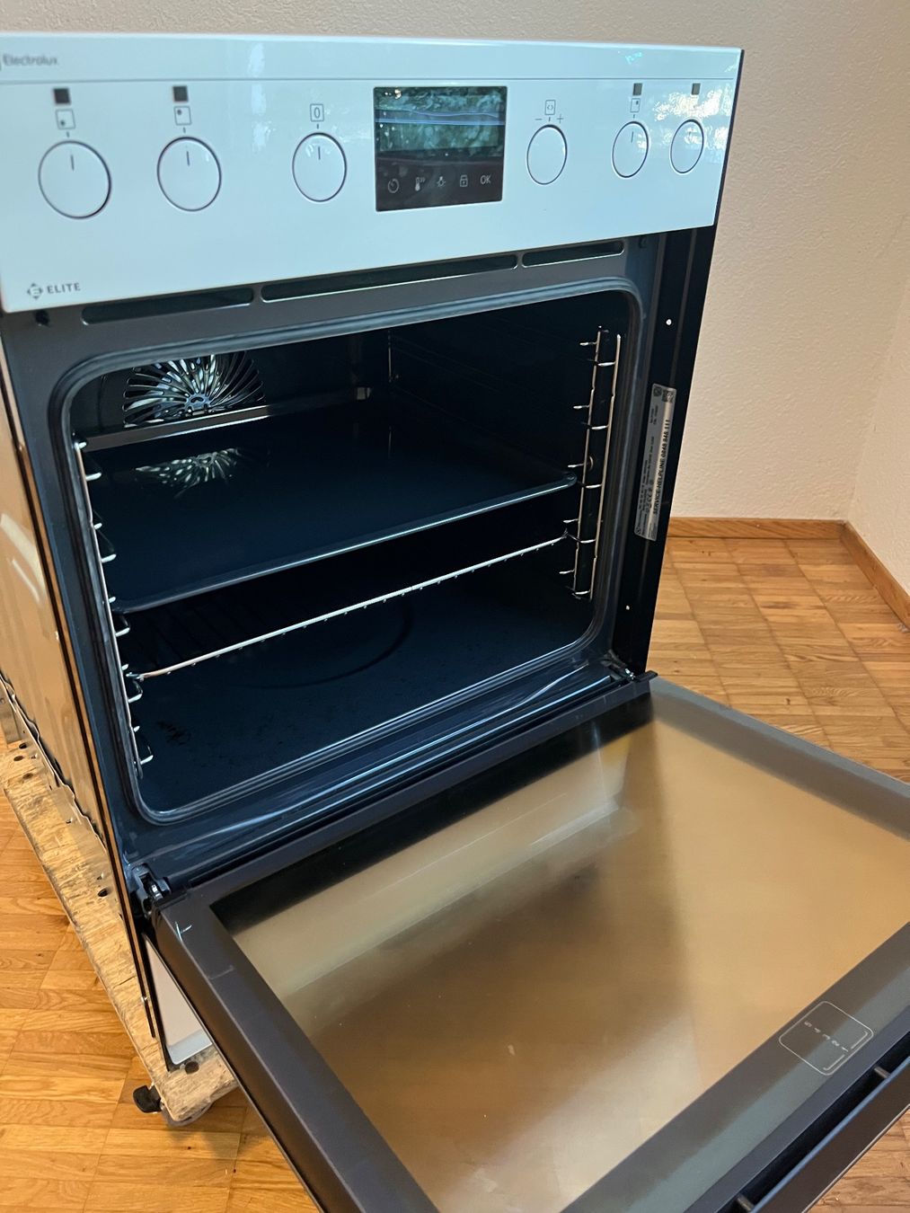 Electrolux Backöfen: Backofen und Glaskeramik von Electrolux – Gebraucht aus bern von sanducci 5