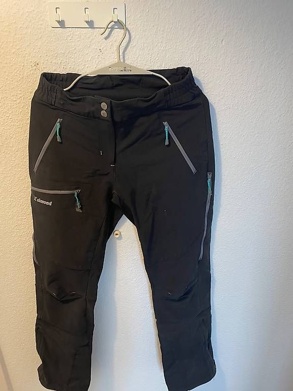 Pantaloni: Simond Softshellhose schwarz XS – Usato da Bern venduto da anja.s.w