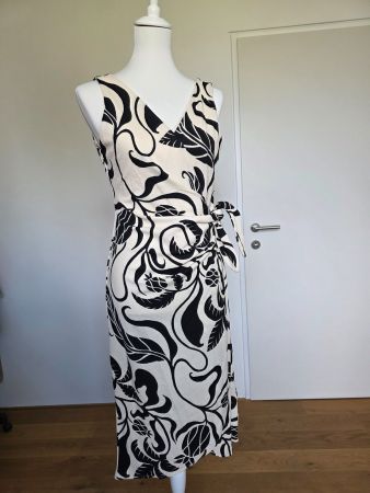 Kleid M