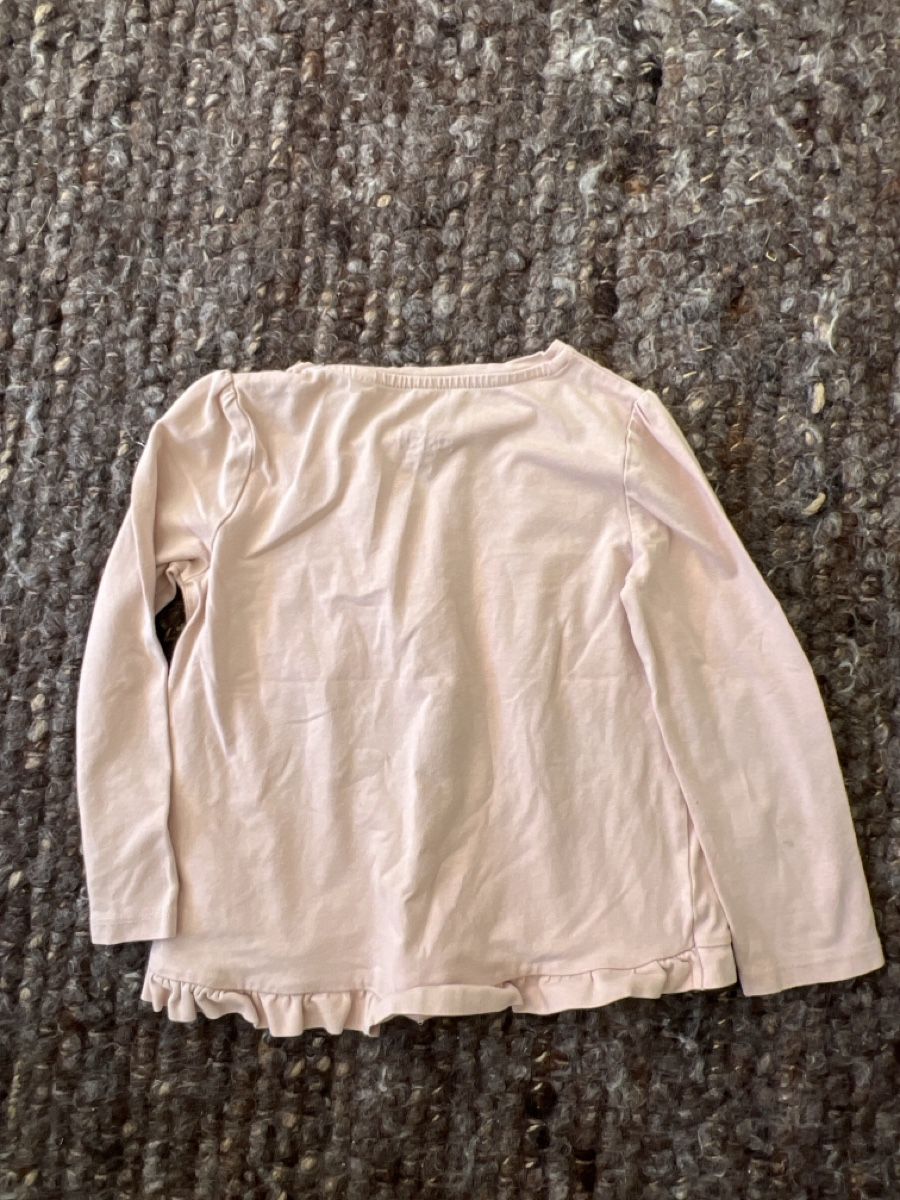 Disney Camicette, T-shirt & Top: Kinder Langarm Shirt Gr 110 – Usato da Winterthur venduto da LeonoraCor 1