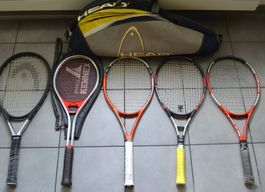 5 Tennisschläger  5 raquettes de tennis Head, Wilson