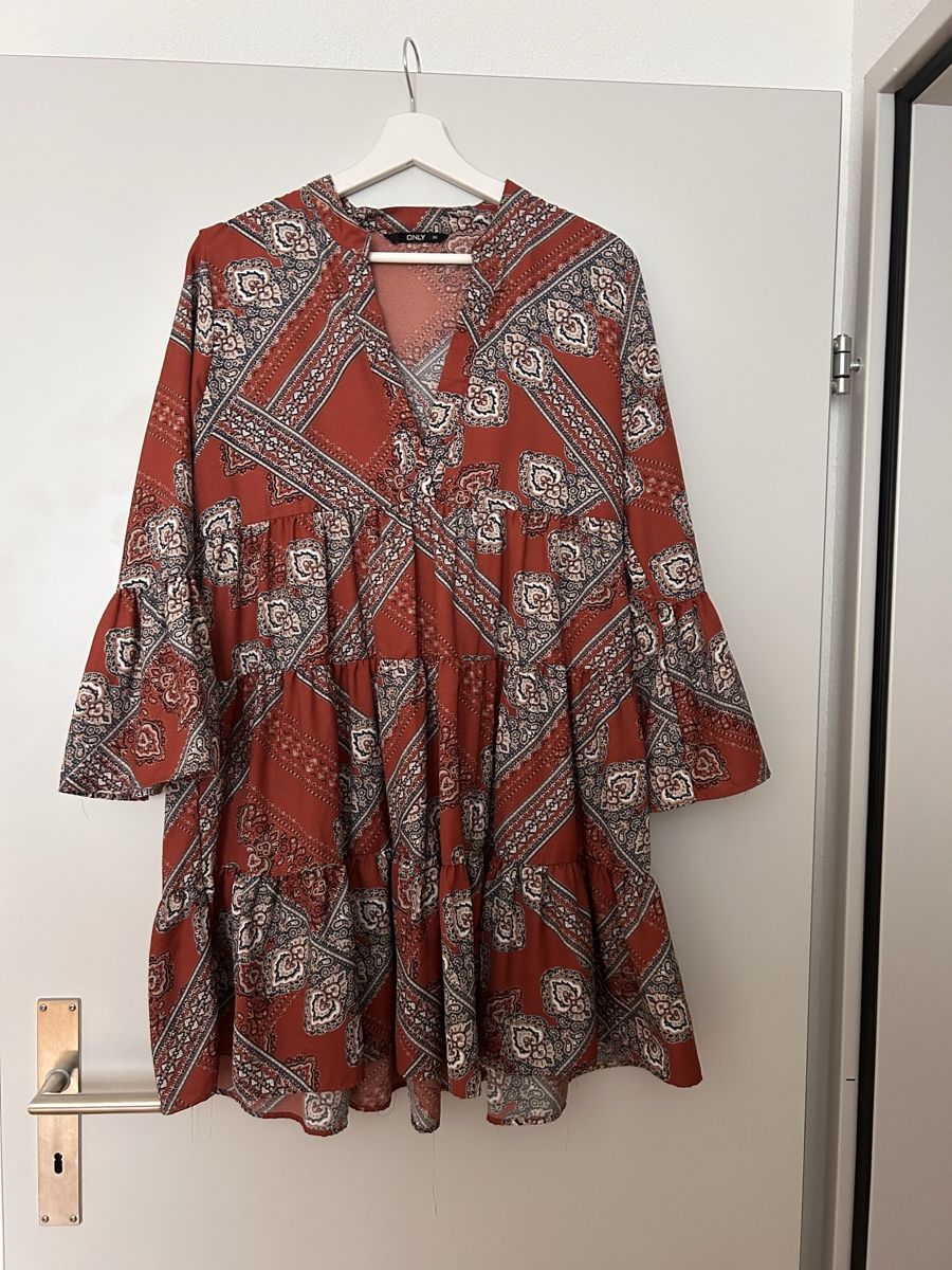 Only Vestiti: Only Kleid Grösse 36 – Usato da Mels venduto da jas_7bjl