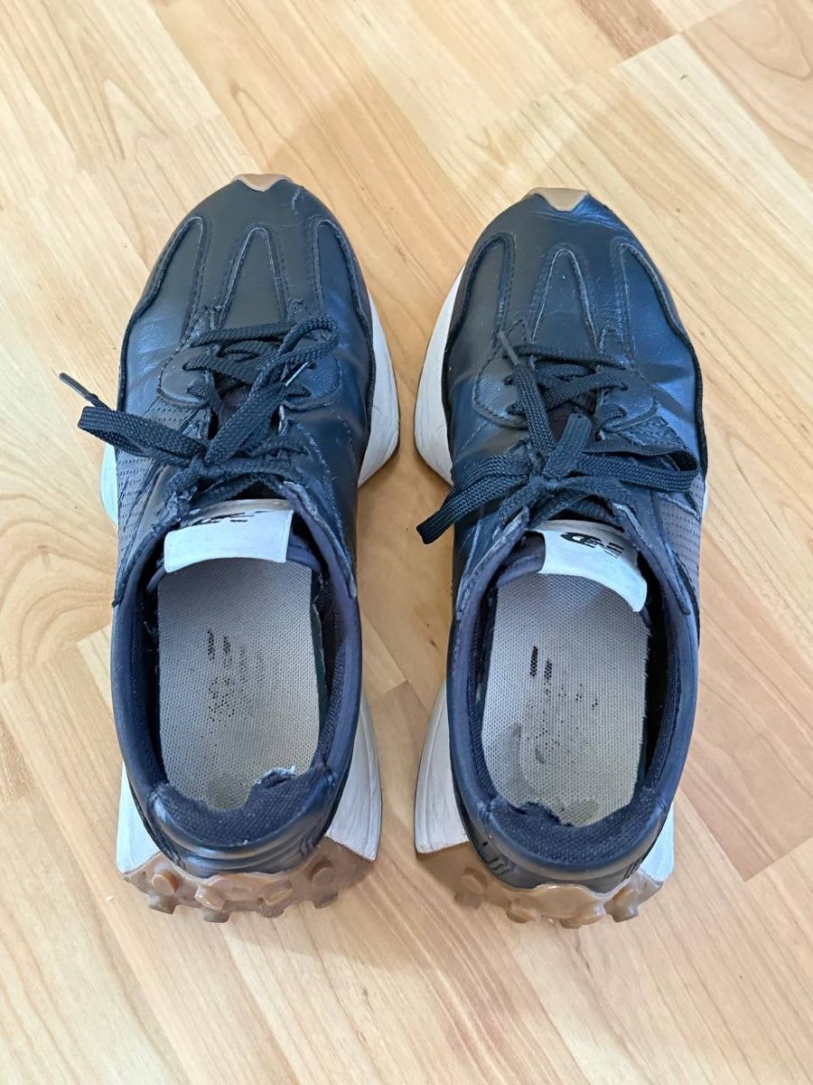 New Balance Damenschuhe: New Balance 327 Schuhe – Gebraucht aus Häggenschwil von and_9lhn 2