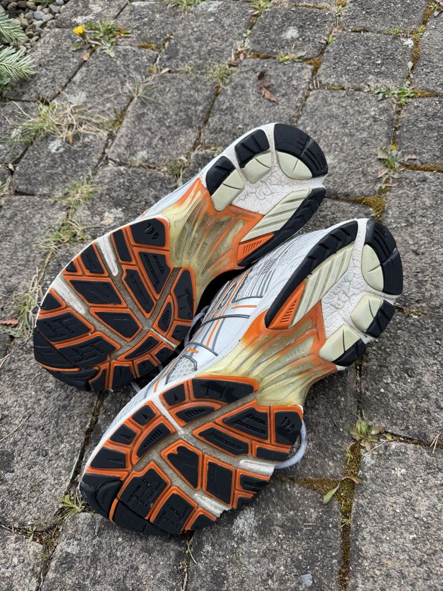 Asics Scarpe da uomo: Asics Gel Kayano 12 Grösse 45 – Usato da Effretikon venduto da Saendu24 3