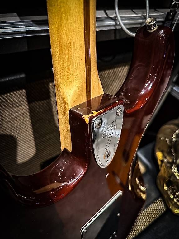 Fender Strumenti musicali: Fender Stratocaster 1979 wine red – Usato da Montreux venduto da Alligator-AMPS 5