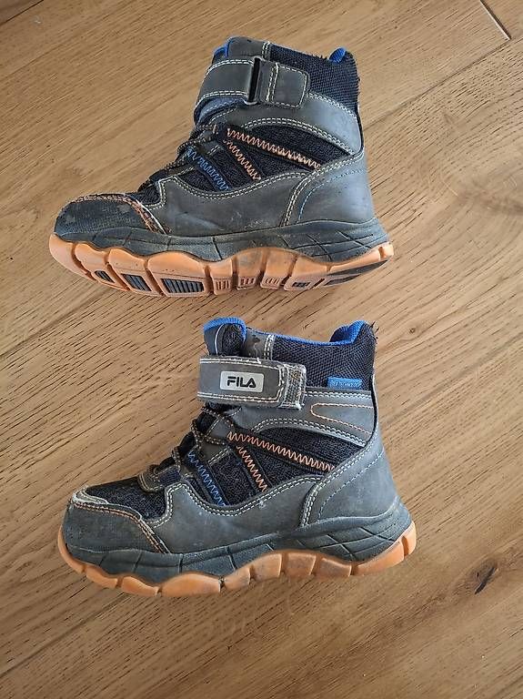 Fila Schuhe für Jungen: Fila Winterschuhe in Grösse 28 – Gebraucht aus Allschwil von Tippster 3