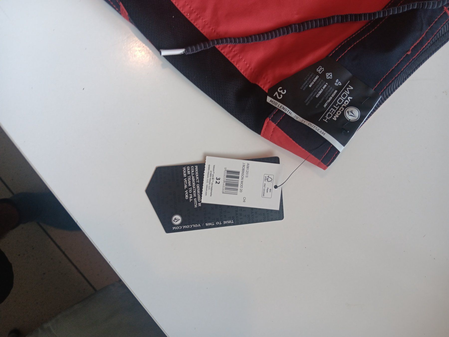 Volcom Badehosen: Board shorts Volcom 32" – Neu und originalverpackt aus Versoix von lpid69 7