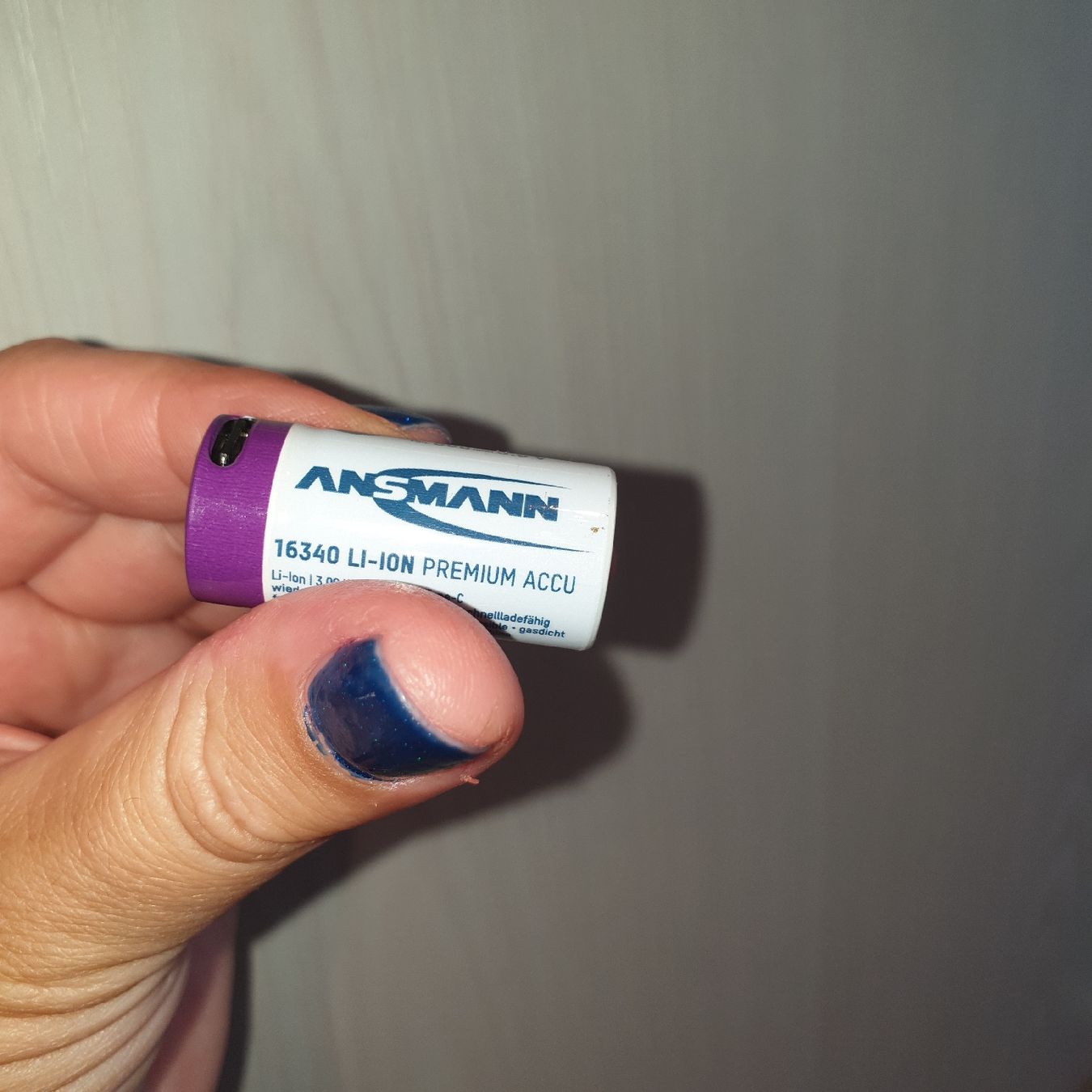 Akkus: Wiederaufladbare Batterien – Neu (gemäss Beschreibung) aus Zihlschlacht von Sun25 2