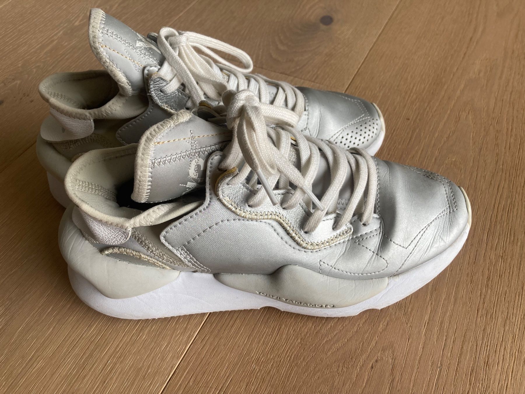Adidas Scarpe da donna: Adidas Y3 Grösse 40 – Usato da Wil SG venduto da Chrissy07