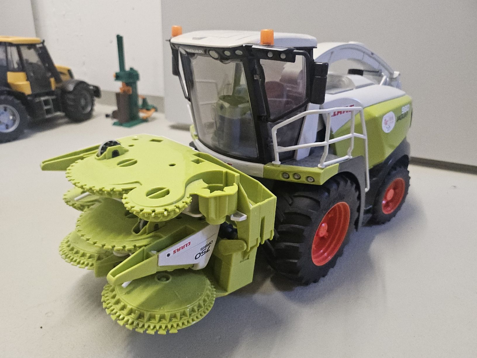 Bruder Spielzeuge: Bruder: Claass Jaguar 980 Feldhäcksler – Gebraucht aus Bellach von MWengler 1