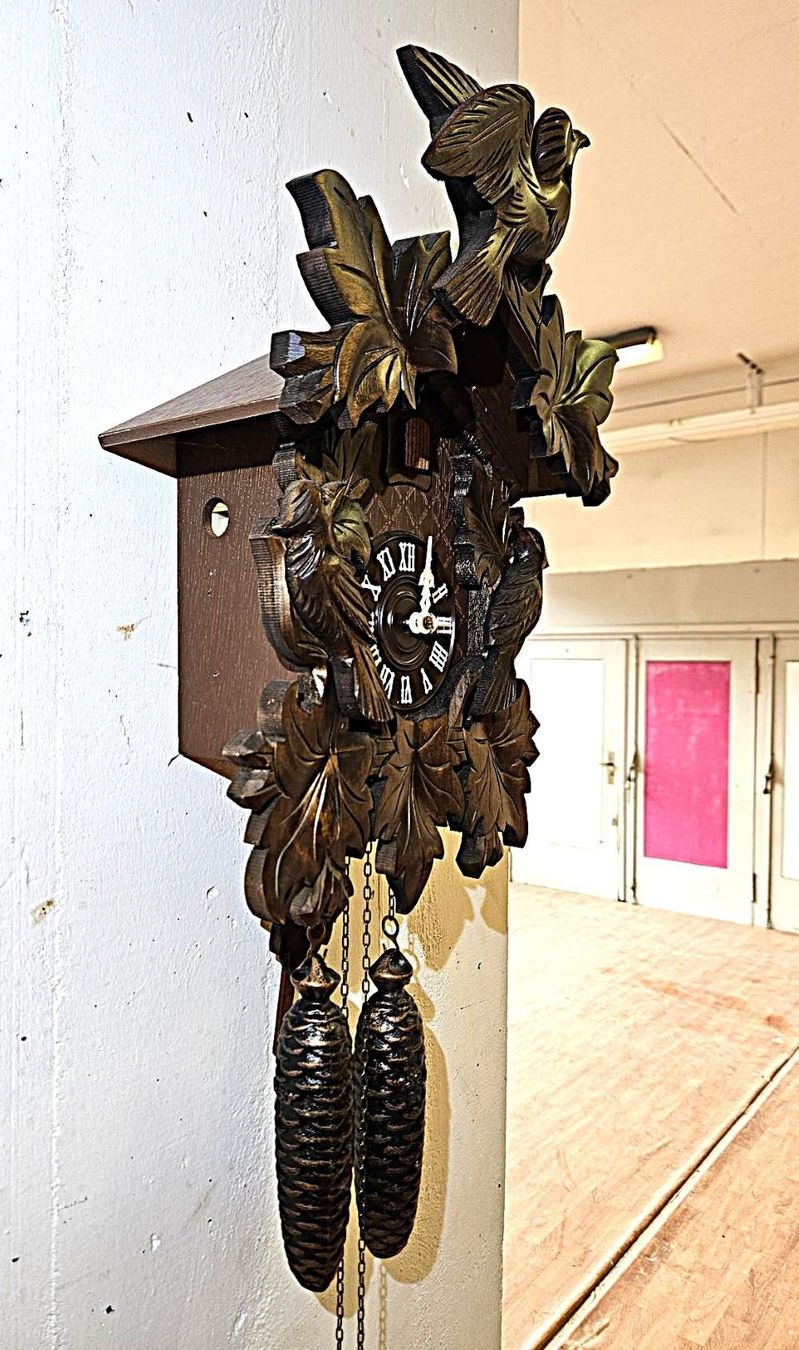 Uhren: Kuckucksuhr. "Christoffel Pendelwanduhr." – Gebraucht aus Trun von artantic 2