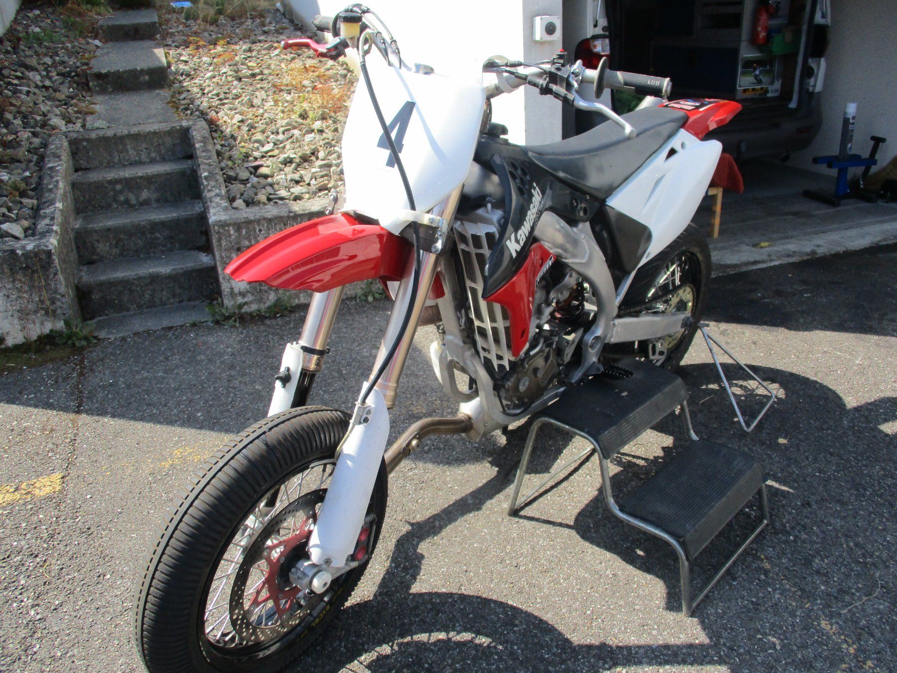 Strada: Supermoto Kawasaki KX450 – Usato da Lenzburg venduto da 900RR2